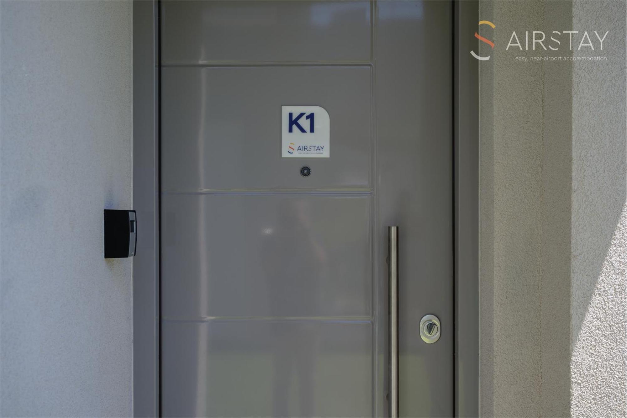 Komos Villas Airport By Airstay Artemida  Eksteriør billede